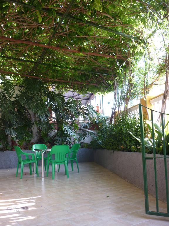Hotel Las Flores 톨록스 외부 사진