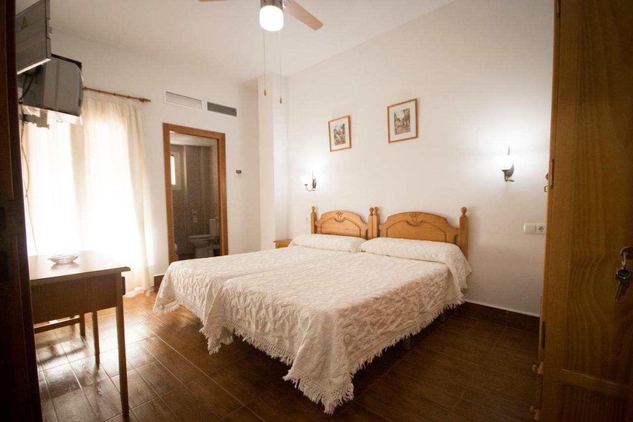 Hotel Las Flores 톨록스 외부 사진